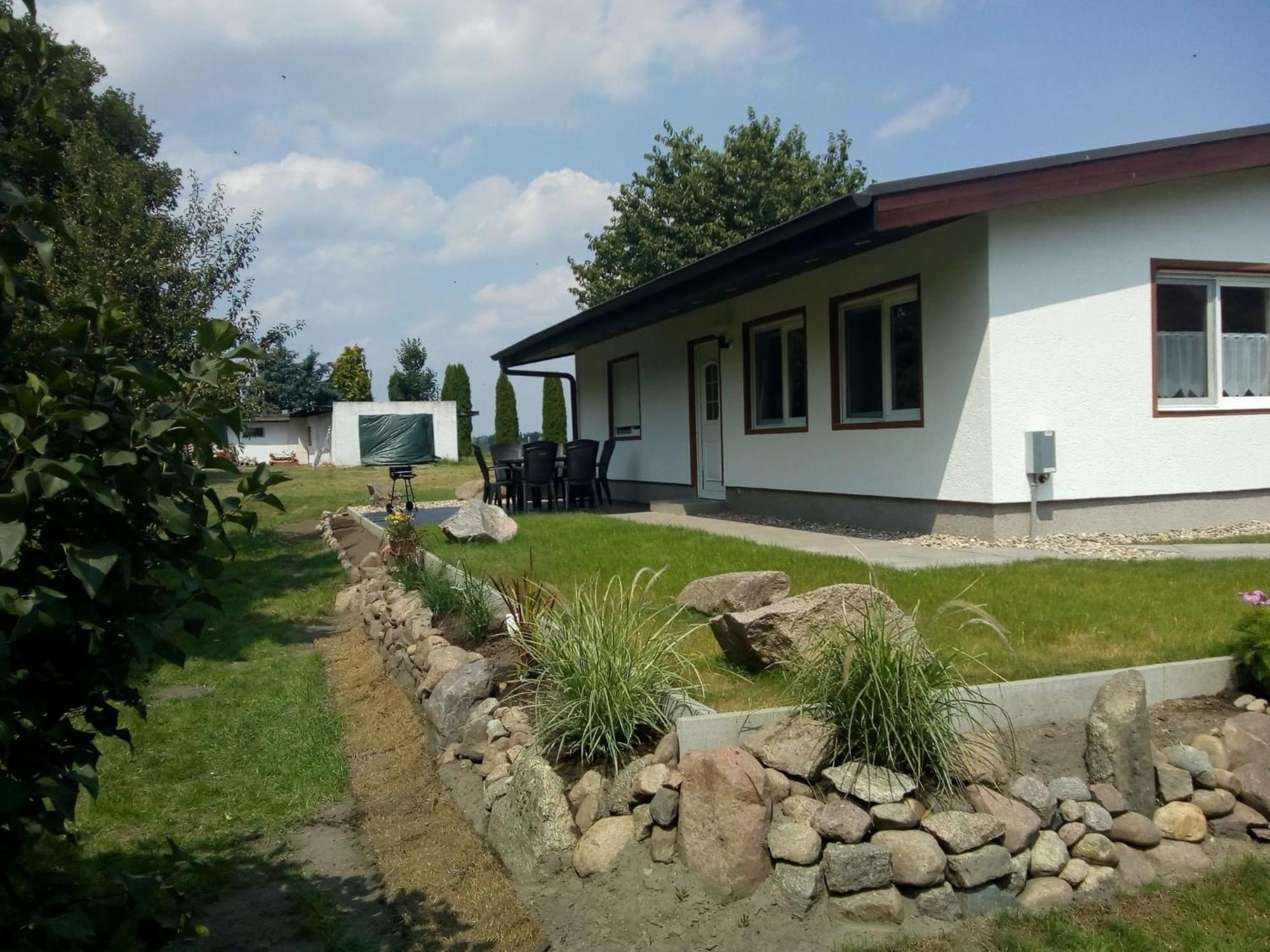 Behaglicher Bungalow Fuer Mensch Und Hund Barkhagen Экстерьер фото